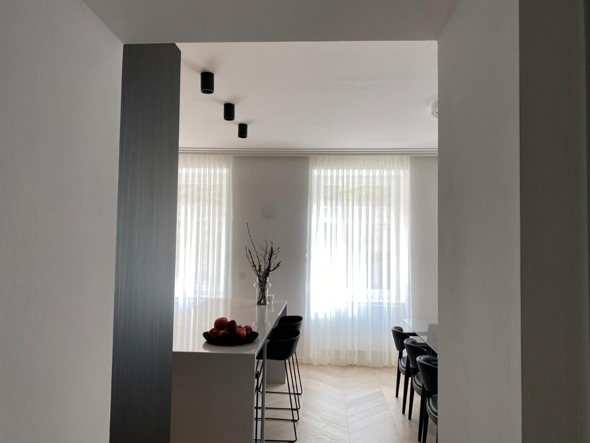 City Centre Luxury Apartment Загреб Екстериор снимка